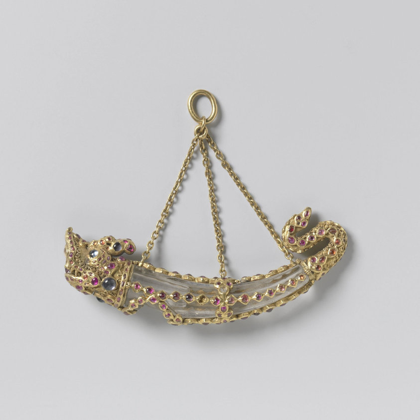 Makara-shaped Pendant